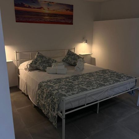 Dimora Toma Apartment Весте Екстериор снимка